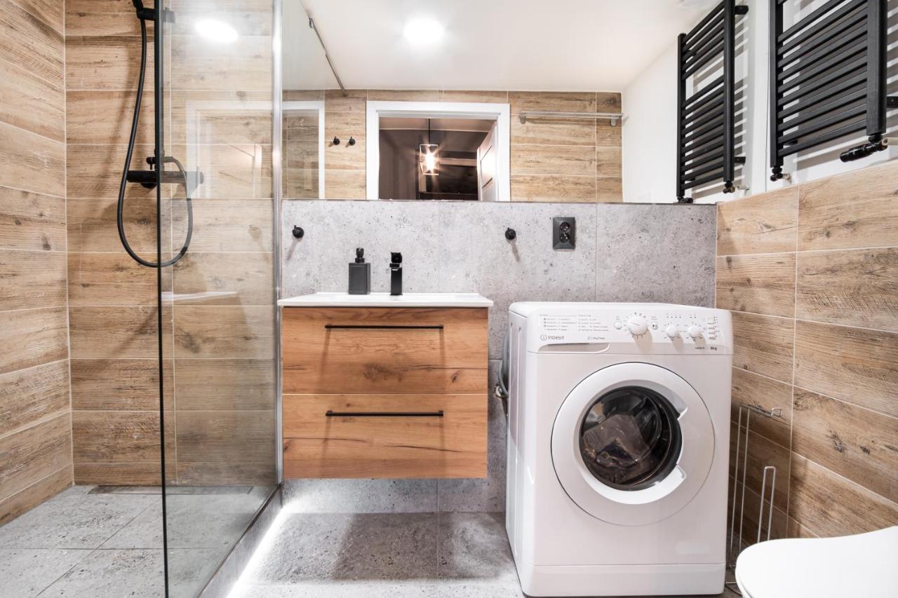 Apartment Revolution Aparts - Centrum Lodzi