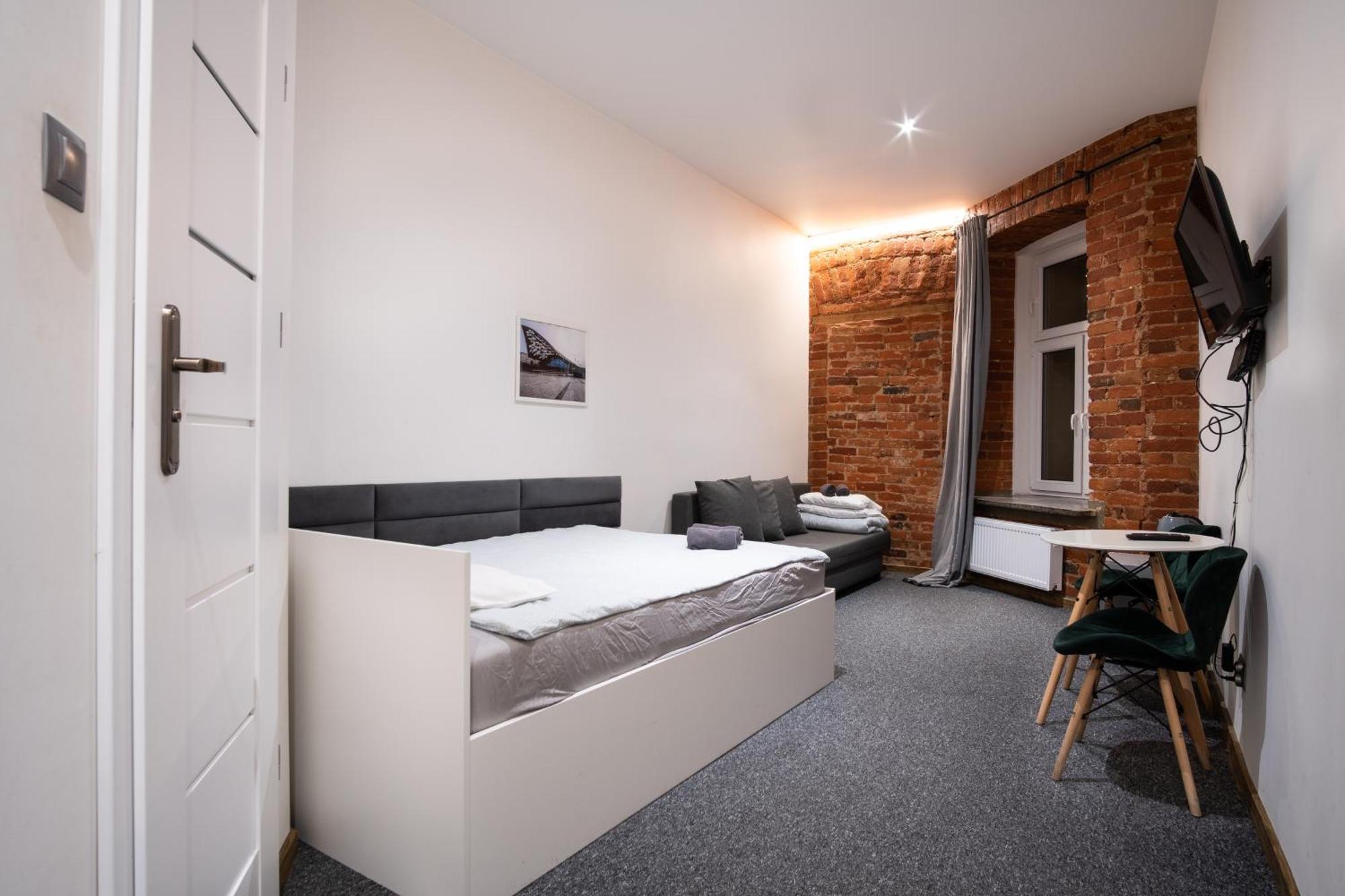 Revolution Aparts - Centrum Lodzi *